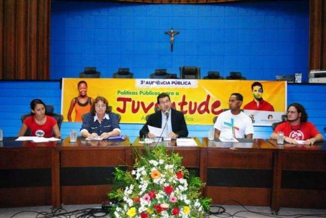 Assembleia recebe discuss&atilde;o sobre a representatividade dos jovens