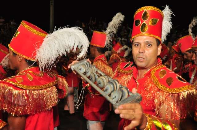 Pra&ccedil;a do R&aacute;dio tamb&eacute;m ter&aacute; programa&ccedil;&atilde;o do Dia do Samba