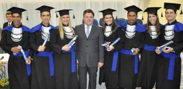  UFMS forma primeira turma de agronomia em Chapad&atilde;o do Sul