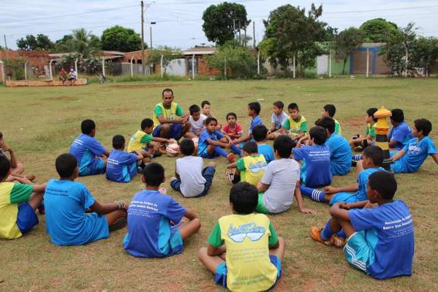 Escolinhas de futebol homenageiam Santo Ant&ocirc;nio com jogo no s&aacute;bado