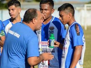 Aquidauanense, comandado por Mauro Marino, terá o Atlético-MG pela frente na estreia da Copinha. (Foto: Divulgação)