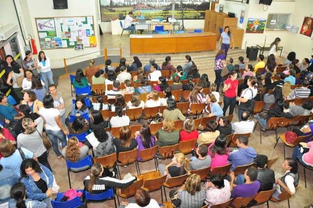  Maioria das escolas municipais segue sem aulas na tarde desta quinta