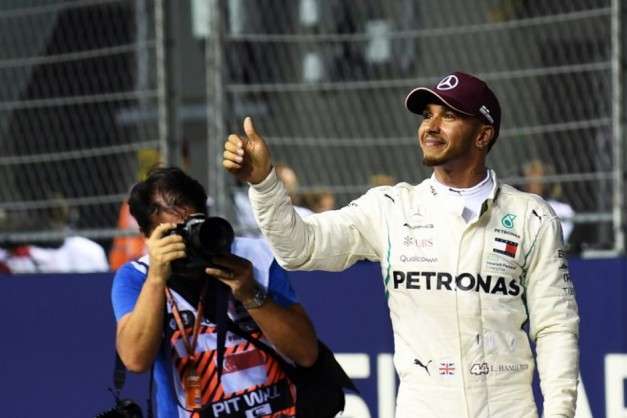 Hamilton vence GP de Cingapura e abre 40 pontos de vantagem contra Vettel