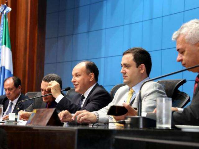 Assembleia analisou 237 projetos e aprovou 144 em 2016, aponta balan&ccedil;o