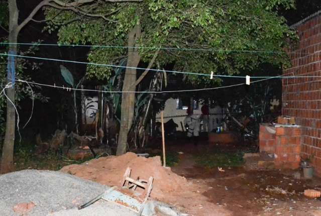 Possivelmente embriagada, v&iacute;tima de inc&ecirc;ndio morreu por inalar fuma&ccedil;a