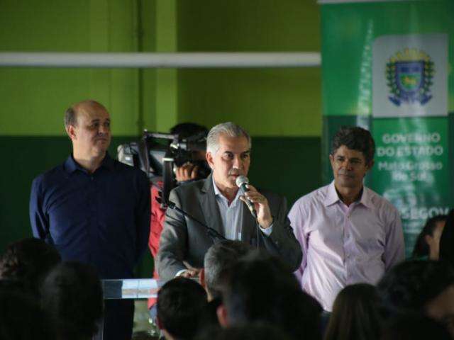 Escola destaque no Enem &eacute; reformada e recebe equipamentos esportivos