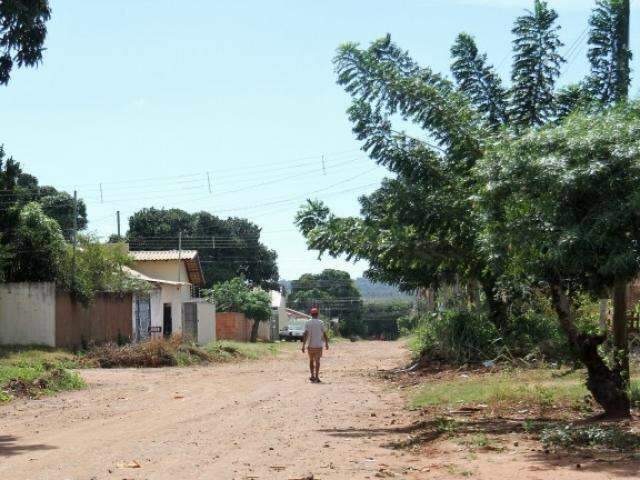 Prefeitura far&aacute; asfalto na Vila Anache e resid&ecirc;ncias a partir de janeiro