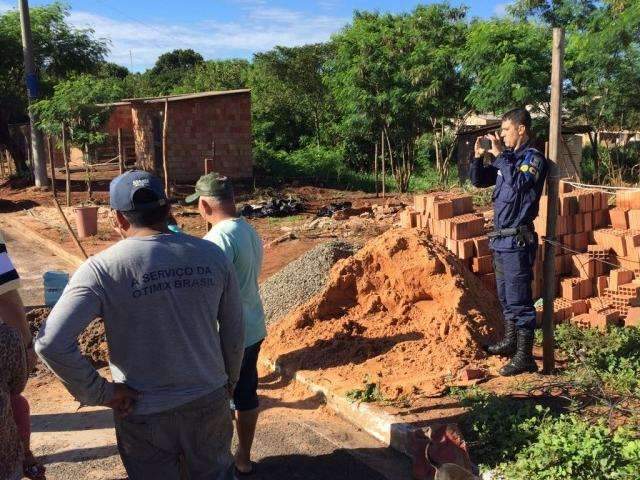 Invasores desafiam Prefeitura e reconstroem casas no Montevideu