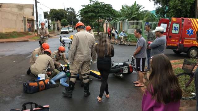 Carro invade preferencial e causa acidente no Jardim Tijuca