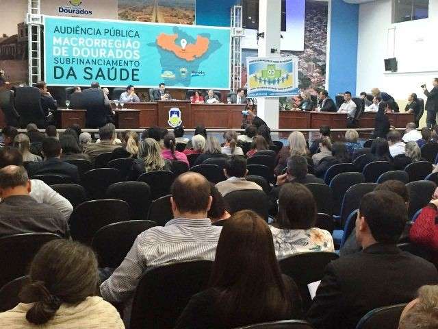 Audi&ecirc;ncia p&uacute;blica na C&acirc;mara discute falta de dinheiro para sa&uacute;de