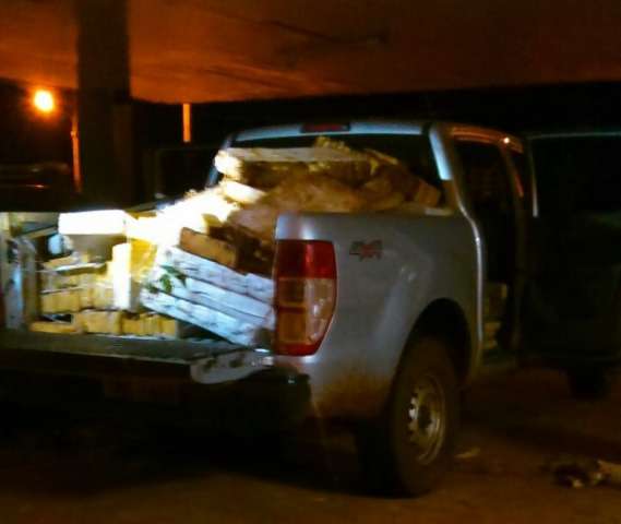 No dia em que quadrilha foi presa, pol&iacute;cia encontra maconha em Ford Ranger nova