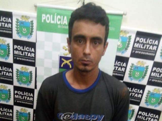 Quatro foragidos da justi&ccedil;a s&atilde;o presos durante abordagens da PM 