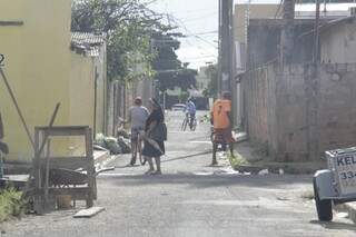 Becos do Tiradentes, onde acontece o comércio de produtos roubados (Foto: Alan Nantes) 