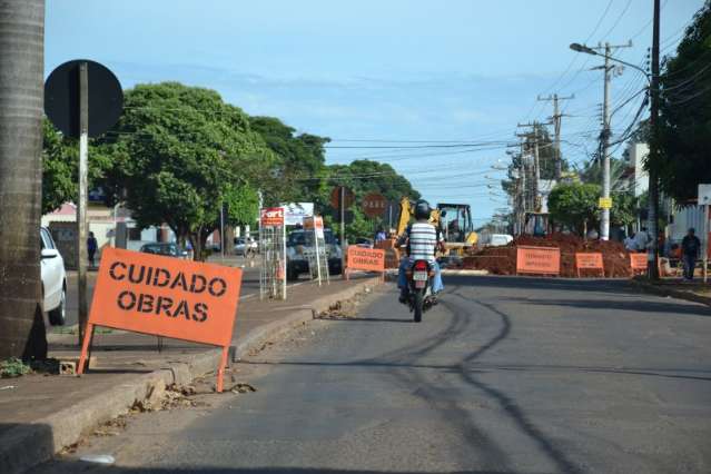 Prefeitura publica contratos de mais de R$ 25,4 milh&otilde;es para obras e servi&ccedil;os