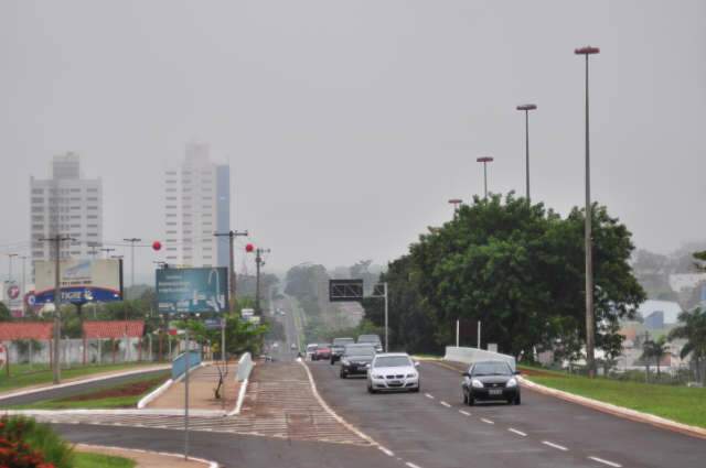  Aeroporto de Campo Grande opera por instrumentos nesta manh&atilde;