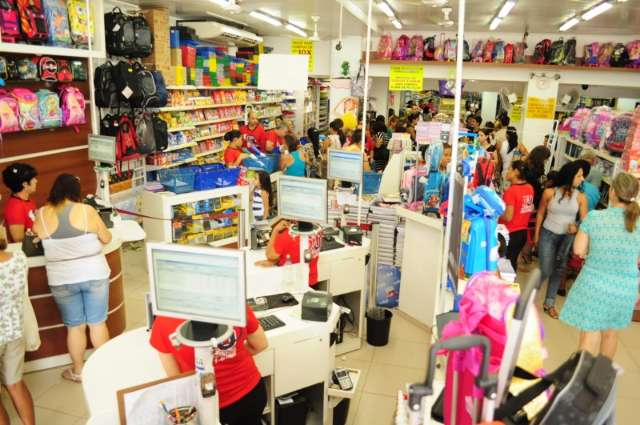 Material escolar tem varia&ccedil;&atilde;o de at&eacute; 600%, aponta Procon
