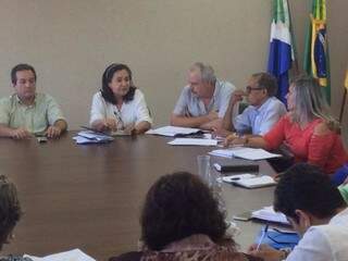 Délia Razuk reunida hoje com secretários para cobrar corte de gastos (Foto: Divulgação)