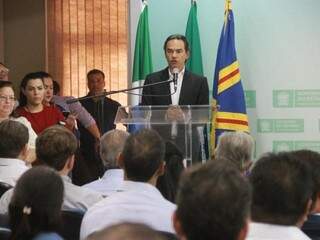 Prefeito de Campo Grande, Marquinhos Trad (PSD),
durante discurso na governadoria. (Foto: Marcos Ermínio/Agenda).