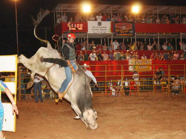  Rodeio do Centen&aacute;rio vai animar anivers&aacute;rio de Porto Murtinho a partir de amanh&atilde;