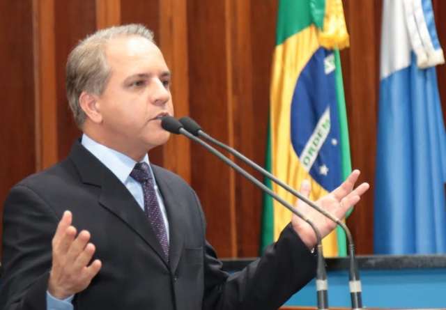Instituto municipal &lsquo;d&aacute; calote&rsquo; e pacientes ficam sem atendimento