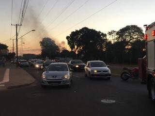 Resgate impediu a circulação de veículos em trecho da avenida Guaicurus, no Macapá