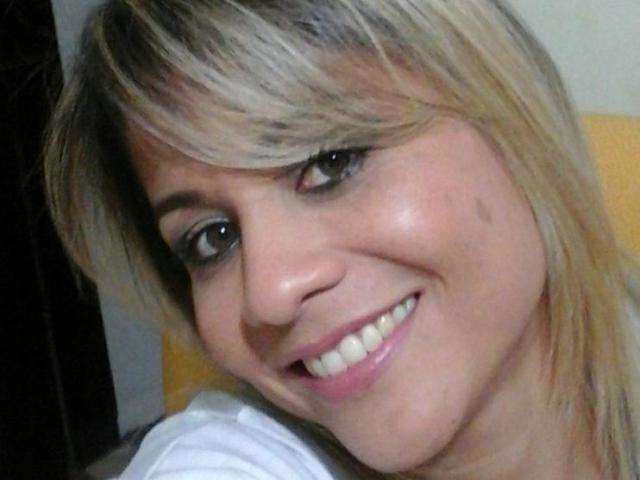 &quot;Vivia momento muito feliz &quot;, diz amiga de mulher morta ap&oacute;s capotagem