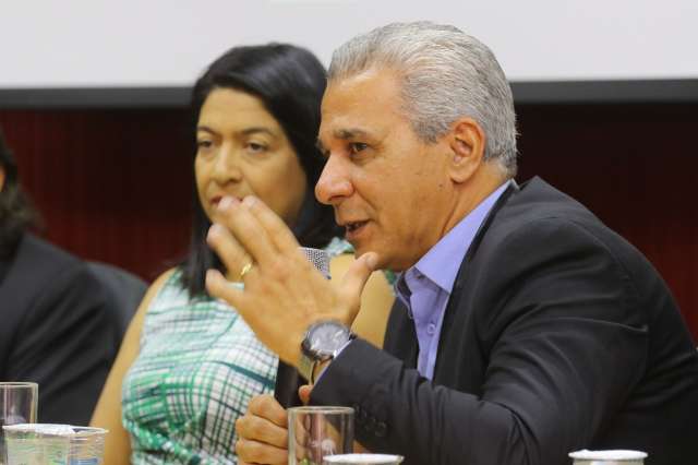 Para superintendente do Procon, empresas n&atilde;o levam regras a s&eacute;rio