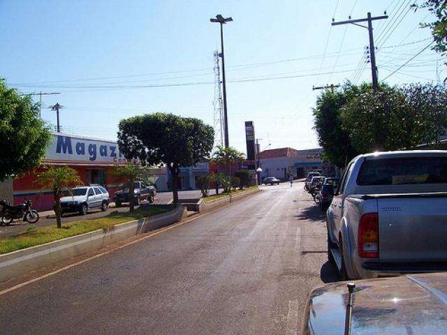 Inoc&ecirc;ncia comemora 54 anos com shows sertanejos, desfile e cavalgada