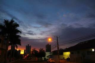 O dia amanheceu nublado na Capital. (Foto: Marcos Ermínio)