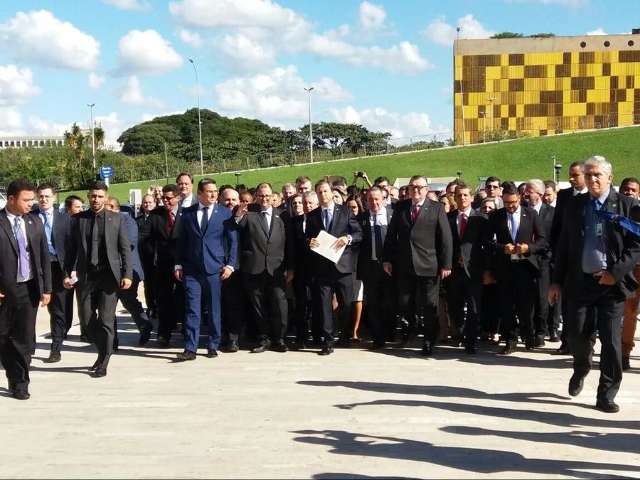 OAB protocola na C&acirc;mara o 17&ordm; pedido de impeachment de Temer