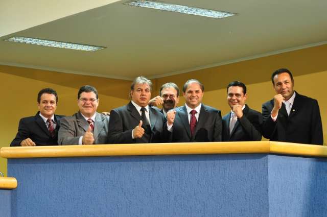 Vereadores aprovam projeto que aumenta n&uacute;mero de chefes de gabinete