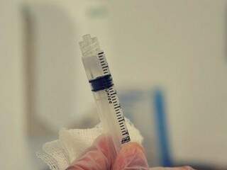 Prefeitura vai fornecer medicamento contra vírus que ameaça bebês Prefeitura vai fornecer medicamento contra vírus que ameaça bebês