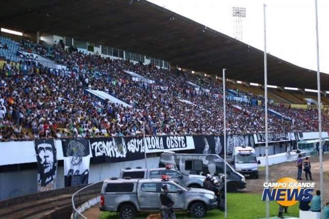 Torcida reencontra o Moren&atilde;o, mas ainda longe da gl&oacute;ria do passado