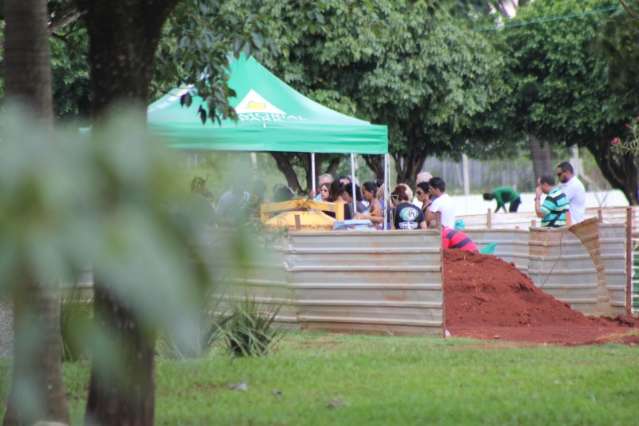 Fam&iacute;lia diz desconhecer que jovem torturado e morto usava drogas