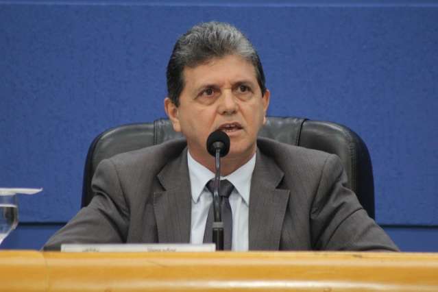 Prefeito responde apenas seis solicita&ccedil;&otilde;es de vereadores em 2016