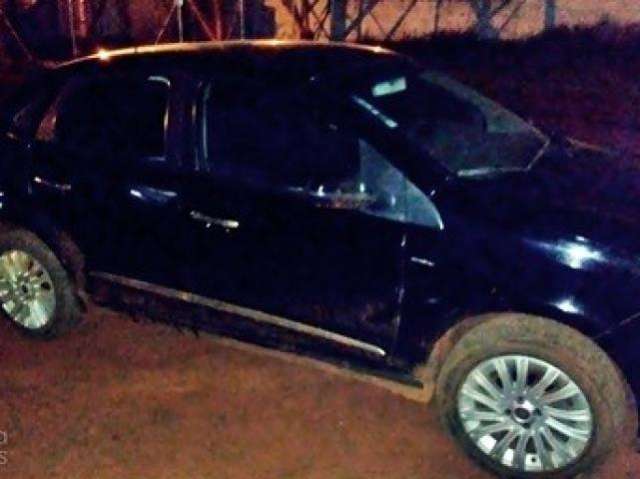 Homem que torturou jovem em &#039;tribunal do crime&#039; consegue fugir da PM