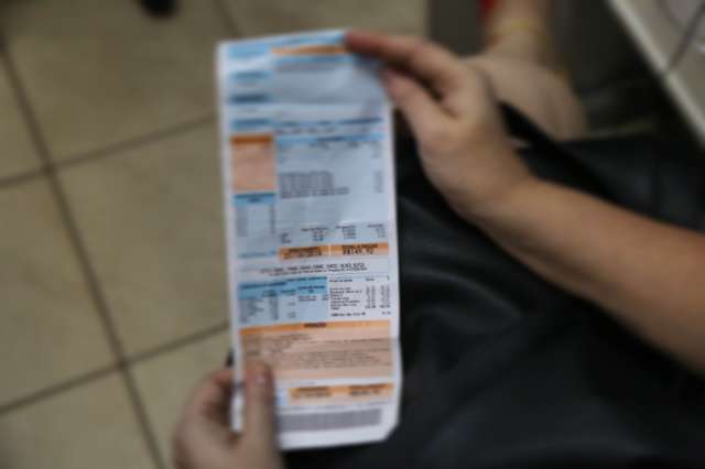 Pesquisa aponta que 59,2% das fam&iacute;lias estavam endividadas em setembro