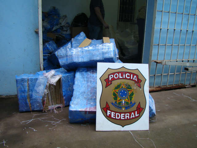  PF prende dois homens com meia tonelada de maconha em Mundo Novo