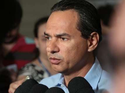 Marquinhos reclama de burocracia e ofícios "picados" do MPE