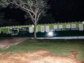 Escola Maria Rita Teixeira, no União, também terá turmas no período noturno encerradas. (Foto: Kísie Ainoã)