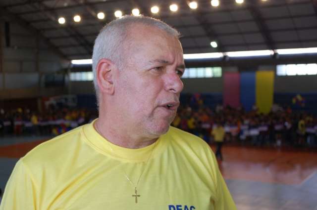 Jogos escolares t&ecirc;m in&iacute;cio e re&uacute;ne 5 mil alunos de 82 escolas municipais