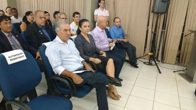 Primeira-dama pede apoio da sociedade para arrecada&ccedil;&atilde;o de brinquedos