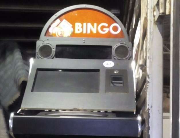 DOF apreende m&aacute;quinas ca&ccedil;a-n&iacute;quel que iriam operar em Campo Grande