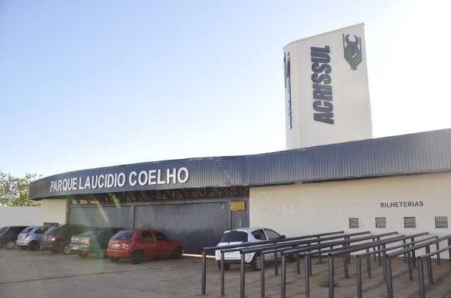 Justi&ccedil;a manda lacrar Parque Lauc&iacute;dio Coelho e coloca Expogrande em risco