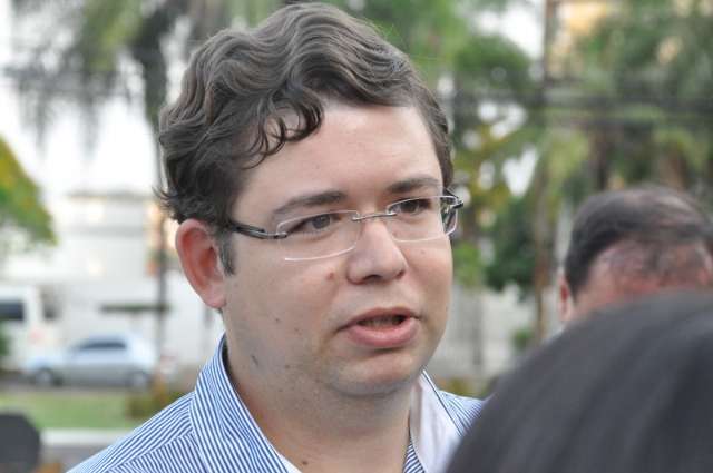 Enersul diz que moradores da Cidade de Deus gastam R$ 8 mil com &quot;gatos&quot;