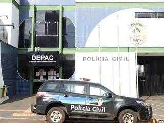 Agredido por moradores, ladrão tem fraturas e cortes no rosto Agredido por moradores, ladrão tem fraturas e cortes no rosto