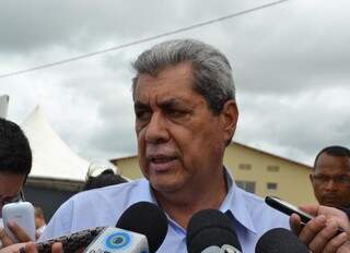 André disse que vai deixar alguns milhões para Azambuja e que Estado terá superávit (Foto: Simão Nogueira)
