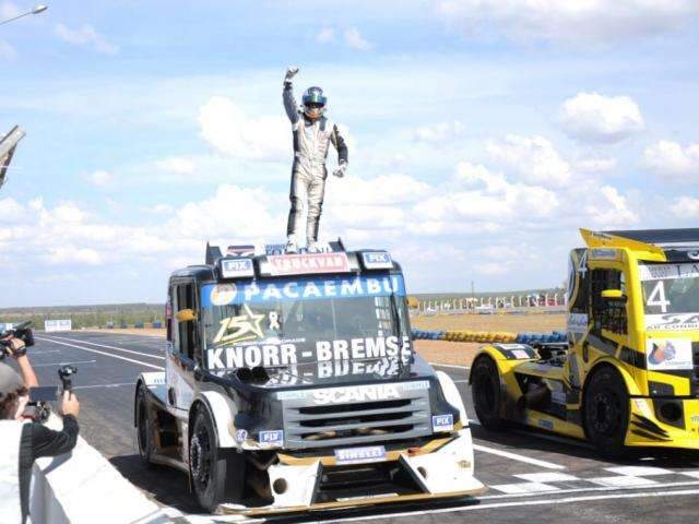 Segunda prova da Copa Truck termina com vit&oacute;ria de Roberval Andrade