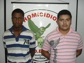 Luiz, de camiseta azul, e Claudinei. Presos suspeitos de envolvimento em duplo homicídio. (Foto: Divulgação/PC)