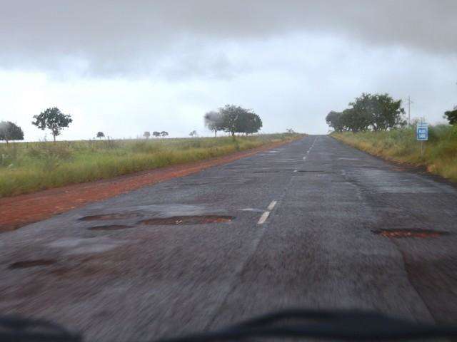 Prefeitura pede ao Dnit que fa&ccedil;a reparos na BR-060 que est&aacute; cheia de buracos